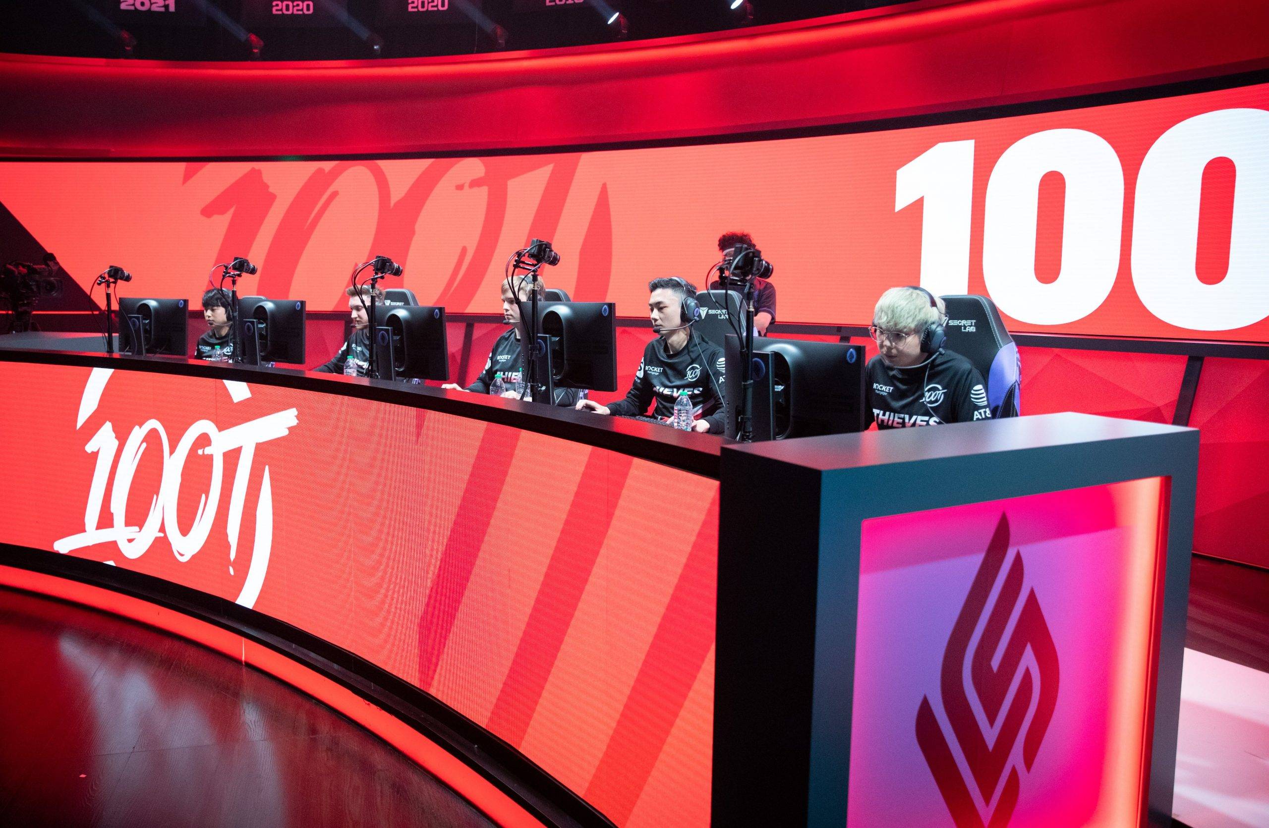 LCS’de İlk Haftanın Sonuçları